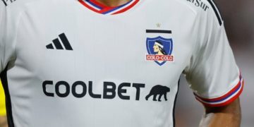 Casa de apuestas advirtió que no cancelará su contrato con Colo Colo