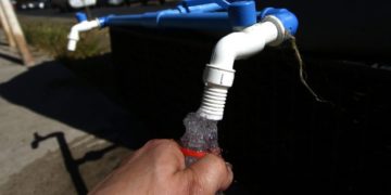 Corte de agua potable en la Región Metropolitana afectará a 550 mil personas