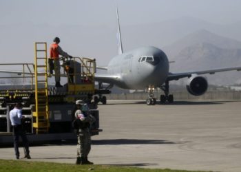Partió vuelo para rescatar a chilenos en Israel