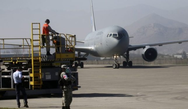 Partió vuelo para rescatar a chilenos en Israel