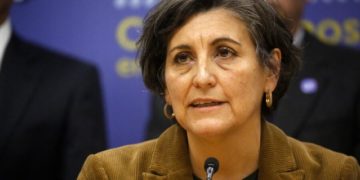 En el contexto del Día Mundial contra el Cáncer de Mama: Ministra Aguilera enfatiza importancia del diagnóstico precoz