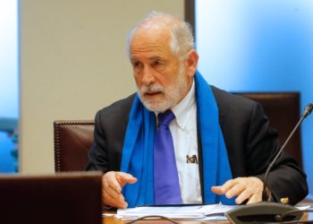 Ministro Montes dice que “hemos asumido las lecciones” y presenta avance de medidas dictadas por Contraloría tras el Caso Convenios