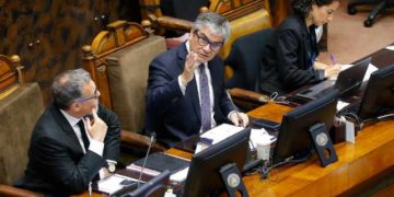 Hacienda defiende estimaciones de crecimiento económico en debate del Presupuesto 2024: Inflación a un 3,5% y repunte de la actividad financiera