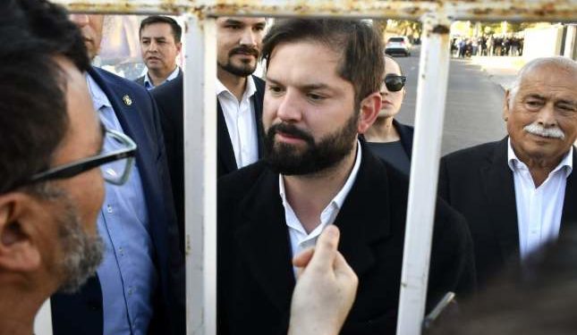 Boric por “honorarios covid”: “Cuesta $50 mil millones, ¿de dónde sacamos eso?”