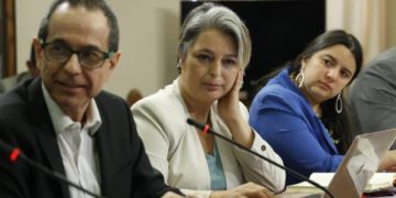 Pensiones: Ministra Jara afirma que “si no cede la oposición, es bien difícil que haya reforma previsional”