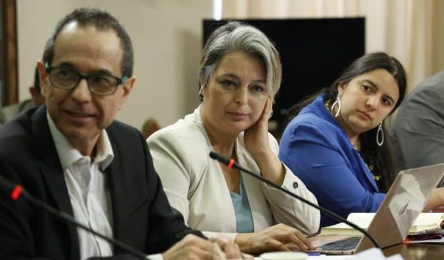 Pensiones: Ministra Jara afirma que “si no cede la oposición, es bien difícil que haya reforma previsional”