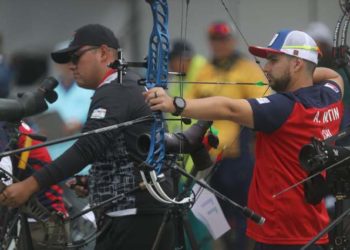 Tiro con arco: chilenos Ricardo Soto y Alejandro Martin avanzan a cuartos de final