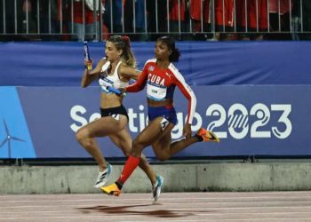 Chile hace historia y consigue la plata en la 4×100 femenina