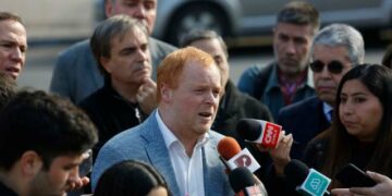 Rojo Edwards: “Hemos enterrado la propuesta de un Estado socialista de derecho”