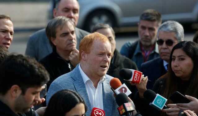 Rojo Edwards: “Hemos enterrado la propuesta de un Estado socialista de derecho”