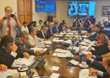 Con aumento de la PGU: Comisión de Hacienda de la Cámara despachó la reforma previsional
