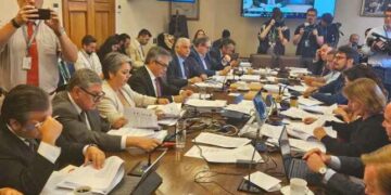 Con aumento de la PGU: Comisión de Hacienda de la Cámara despachó la reforma previsional