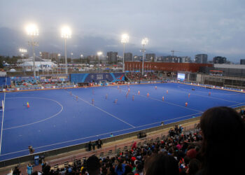A pocos días de viajar: Los Diablos y las Diablas reciben autorización para entrenar en canchas del Estadio Nacional