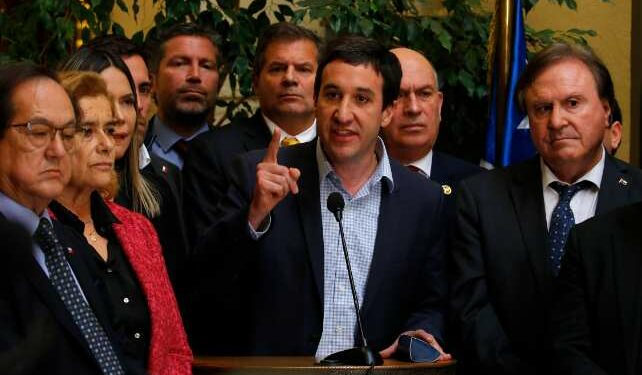 Bancada UDI defiende a Joaquín Lavín en Caso Cathy Barriga: “No se estaba formalizando al diputado”