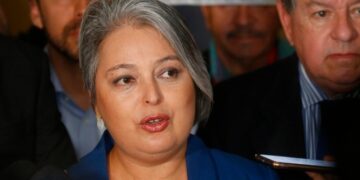 Ministra Jara por pensiones: “Esta reforma no puede obedecer a un solo sector político”