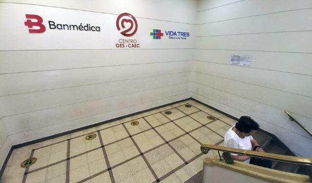 Gremios de la salud en alerta por votación de ley corta de isapres: “Se insiste en un sistema que fracasó”