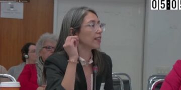 Karinna Fernández por revocación de pensiones de gracia: “Son decisiones que van en contra de las obligaciones internacionales”