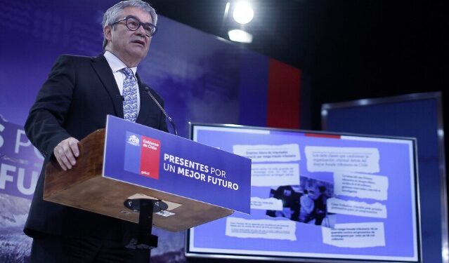 Con miras a financiar la PGU: Ministro Marcel presenta proyecto de ley de Cumplimiento de Obligaciones Tributarias