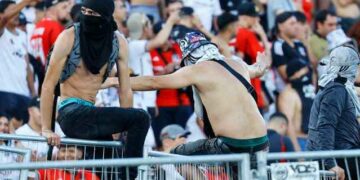 Expresidente del CSD Colo Colo y violencia en los estadios: Las S.A. “jamás se lo han tomado en serio”