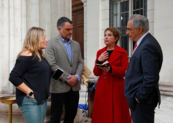 El trabajo contrarreloj de Chile Vamos para evitar la dispersión de votos en las municipales