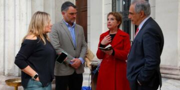 El trabajo contrarreloj de Chile Vamos para evitar la dispersión de votos en las municipales