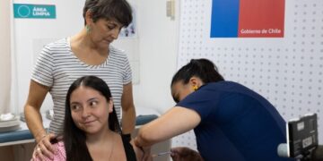 Vacunatorio del Minsal funcionará sábados y domingos durante campaña de invierno