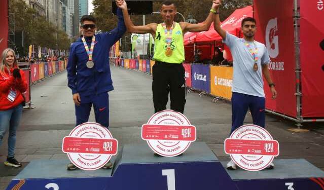 Con grandes ganadores culmina apasionante jornada de Maratón de Santiago 2024