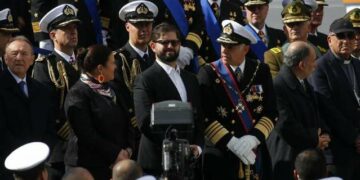 Presidente Boric tras desfile del 21 de mayo: “Los gobiernos pasarán, pero la figura de Prat sigue incólume”