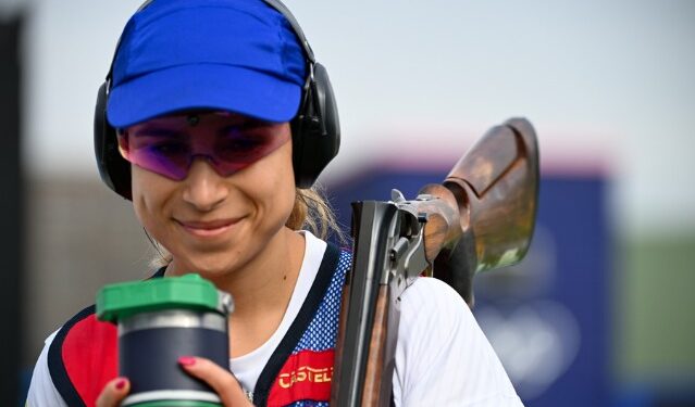 ¡Oro para Chile! Francisca Crovetto entra en la historia con un épico primer lugar en París 2024