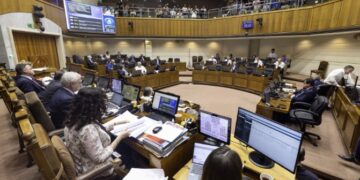 Senado aprobó la reforma previsional por 40 votos a favor y 7 en contra